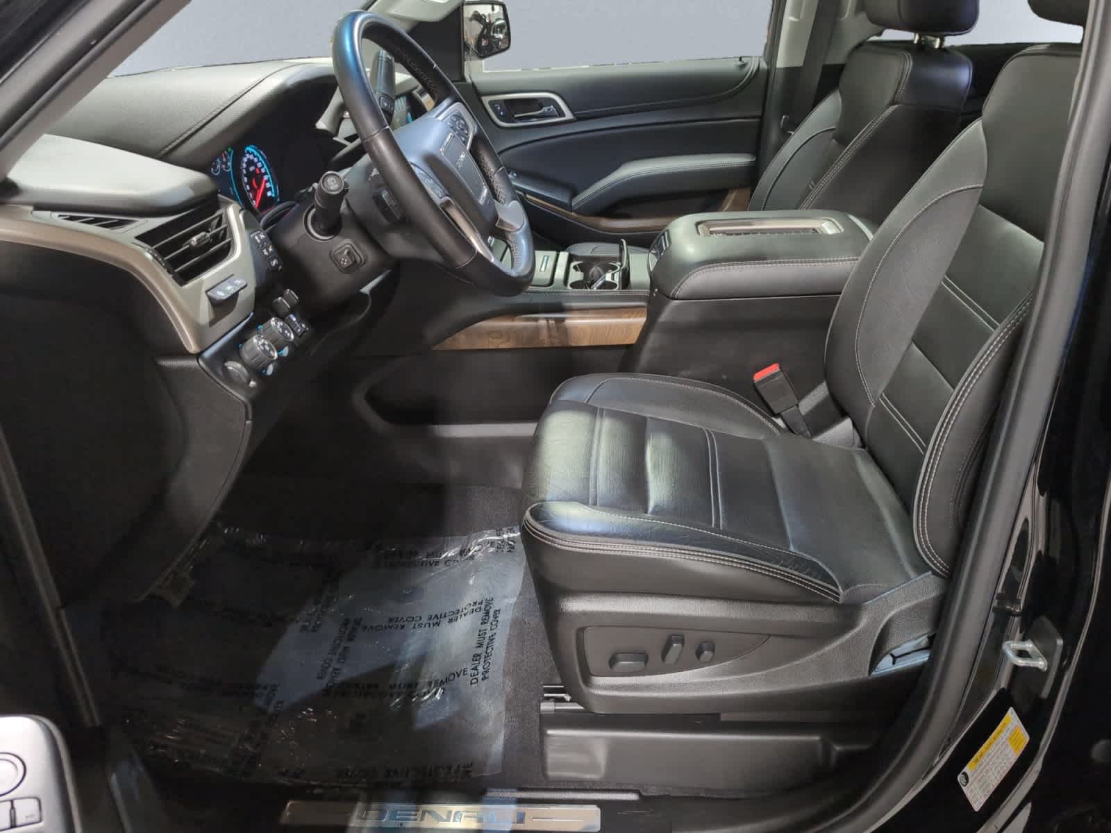 used 2020 GMC Yukon XL car, priced at $39,998