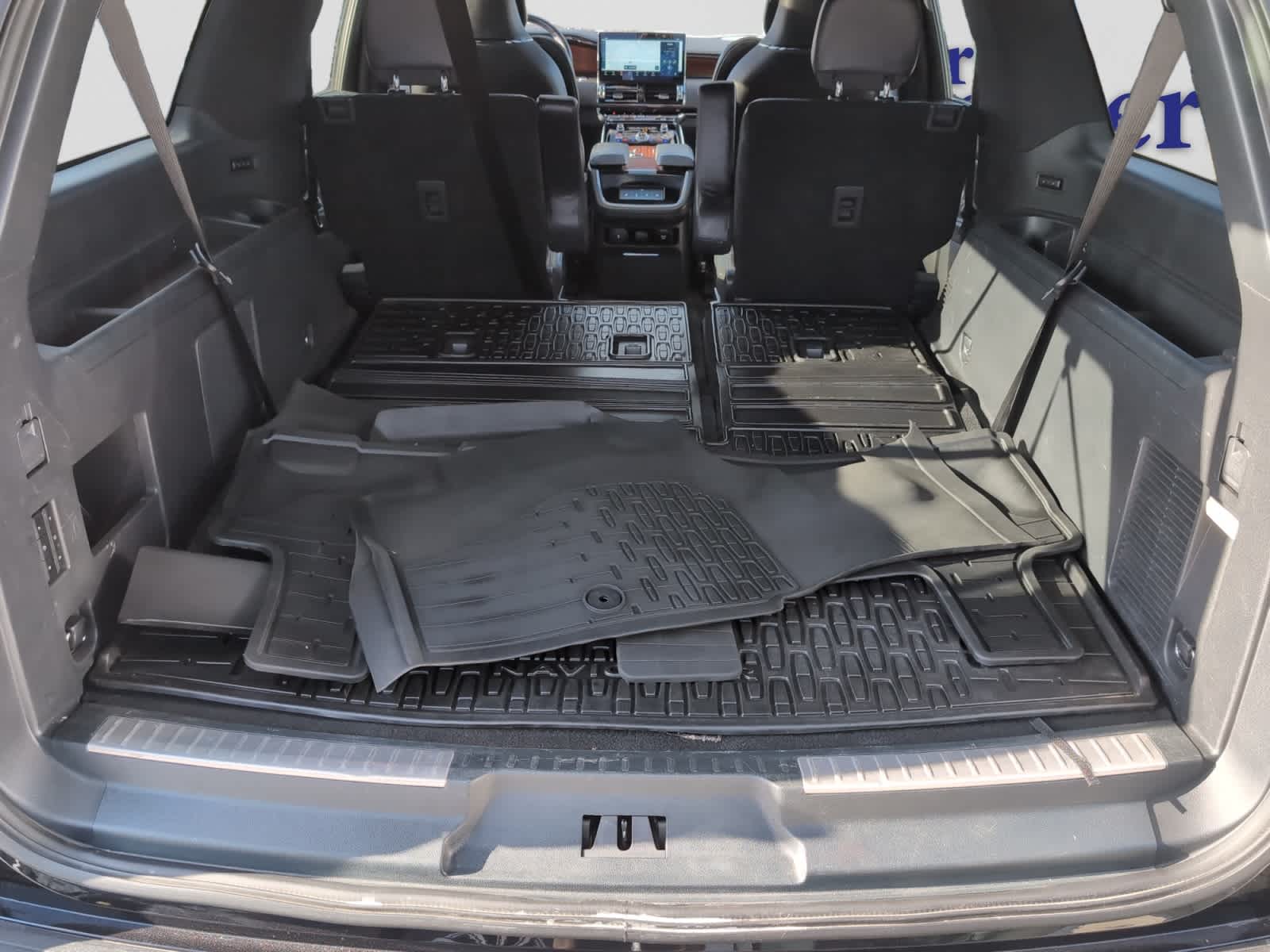 used 2023 Lincoln Navigator L car, priced at $59,998