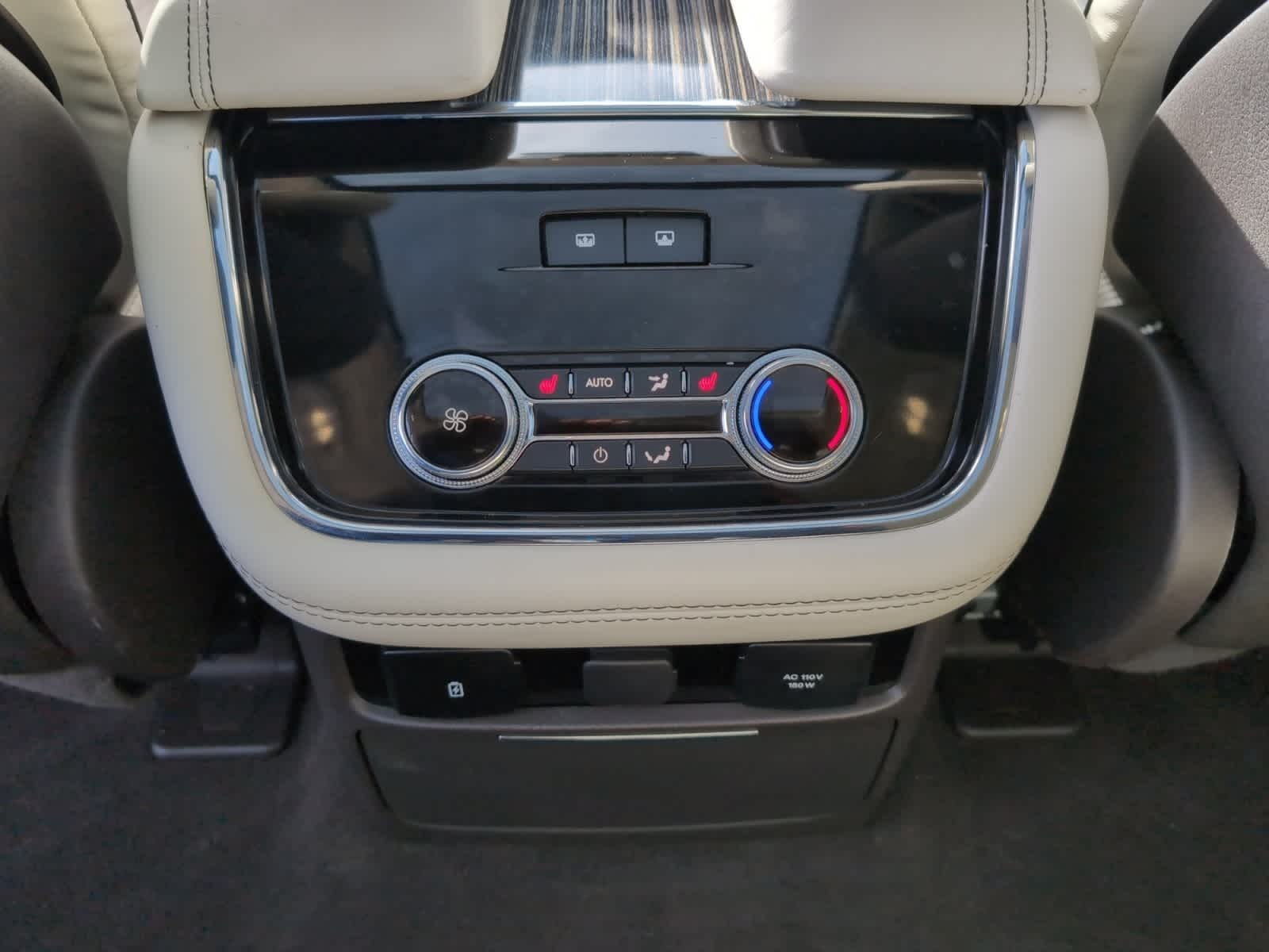 used 2021 Lincoln Navigator car, priced at $45,598