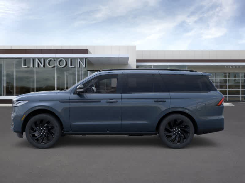 new 2026 Lincoln Navigator car, priced at $112,885