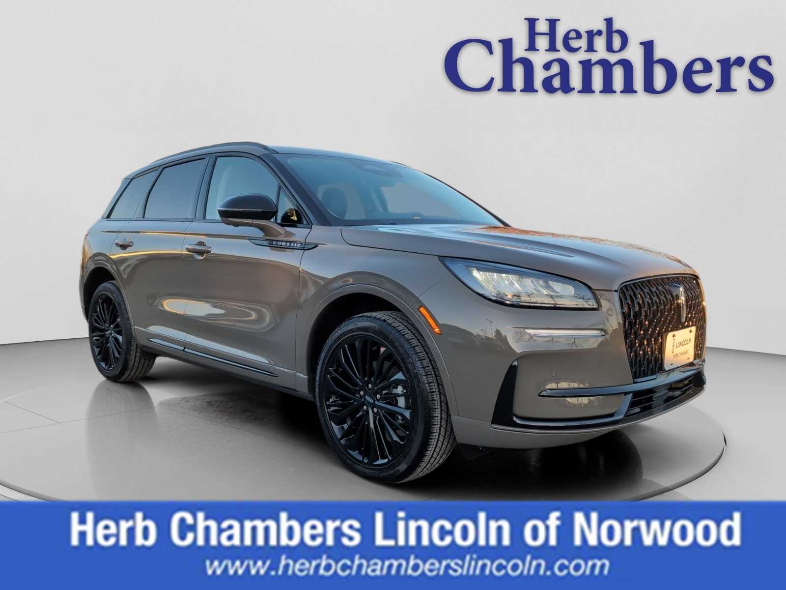 used 2025 Lincoln Corsair car, priced at $45,998