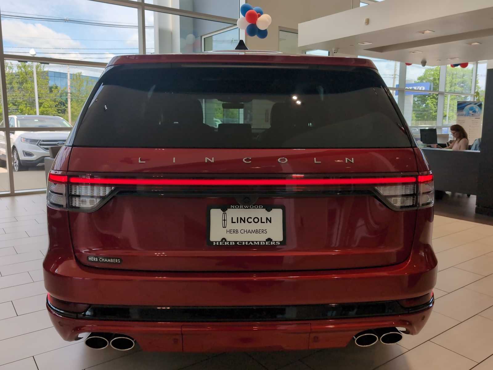 used 2025 Lincoln Aviator car, priced at $62,428