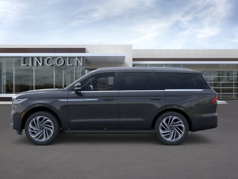 new 2026 Lincoln Navigator car, priced at $95,640