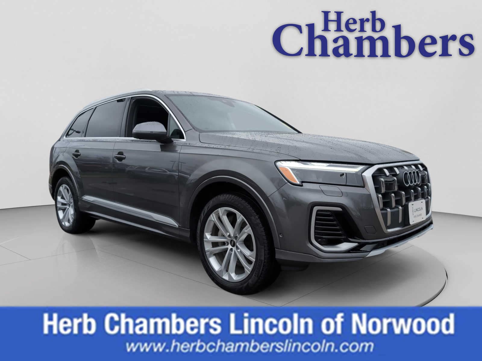used 2025 Audi Q7 car, priced at $51,498