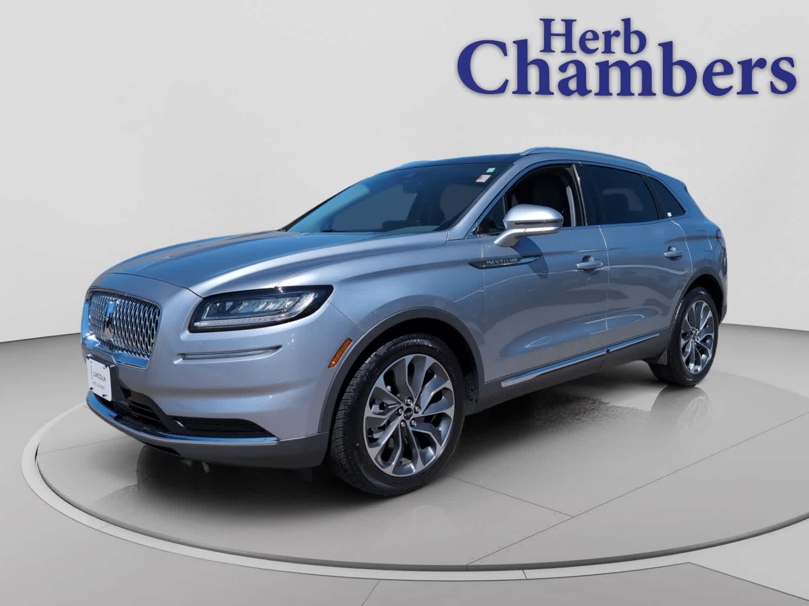 used 2022 Lincoln Nautilus car, priced at $34,898