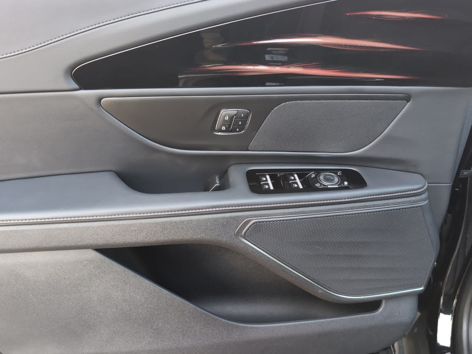 used 2026 Lincoln Nautilus car, priced at $52,224