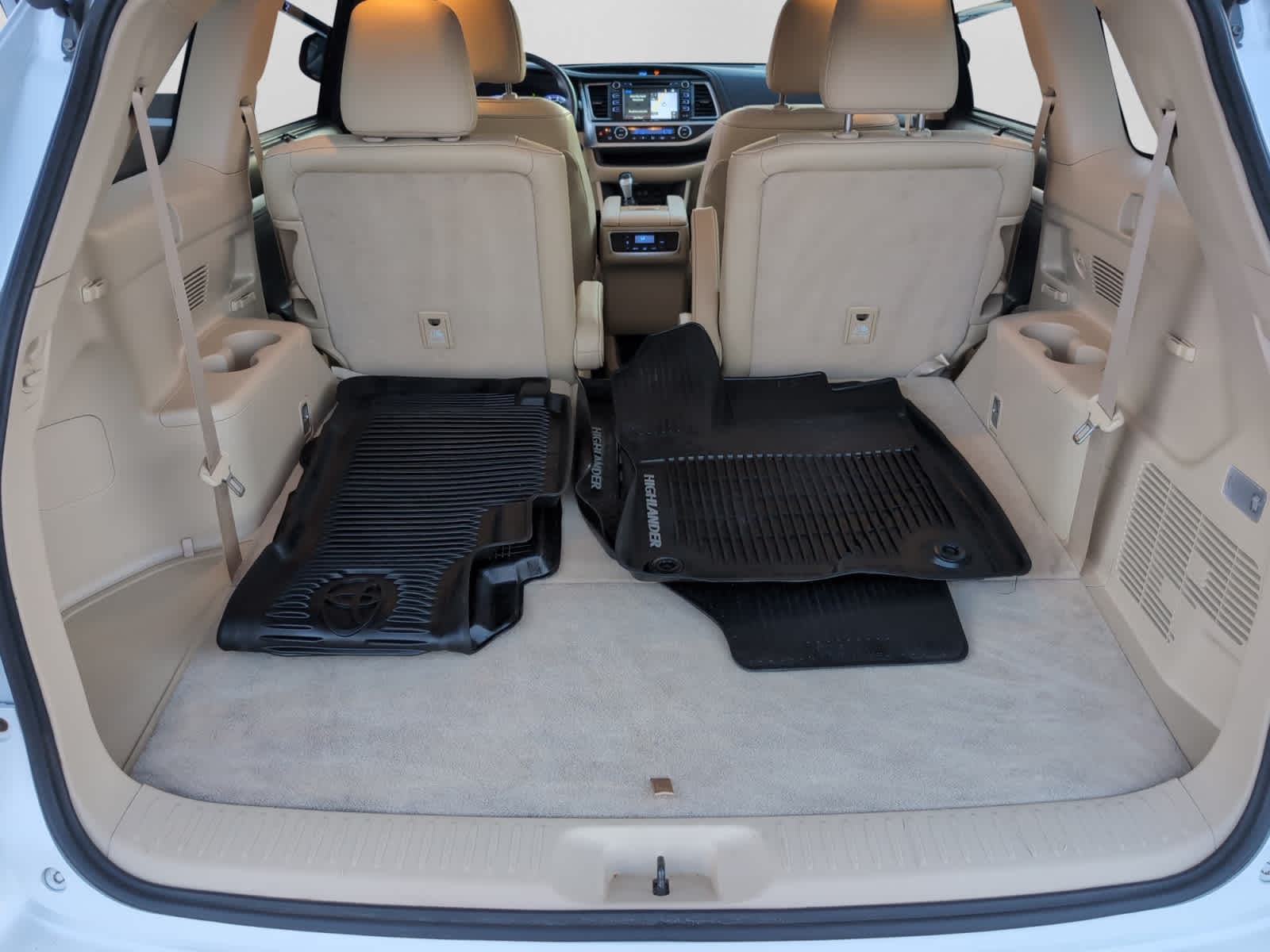 used 2018 Toyota Highlander car, priced at $23,998