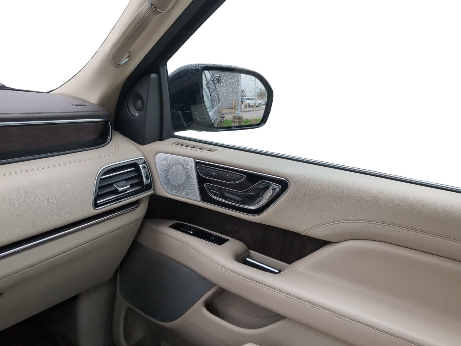 used 2020 Lincoln Navigator car, priced at $35,198
