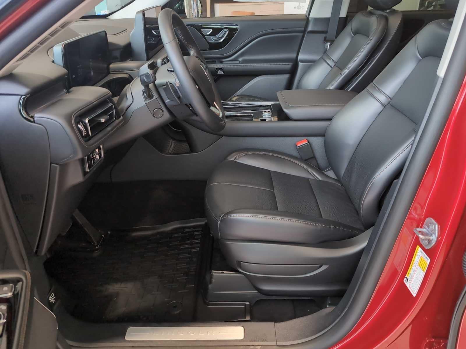 used 2025 Lincoln Aviator car, priced at $60,998
