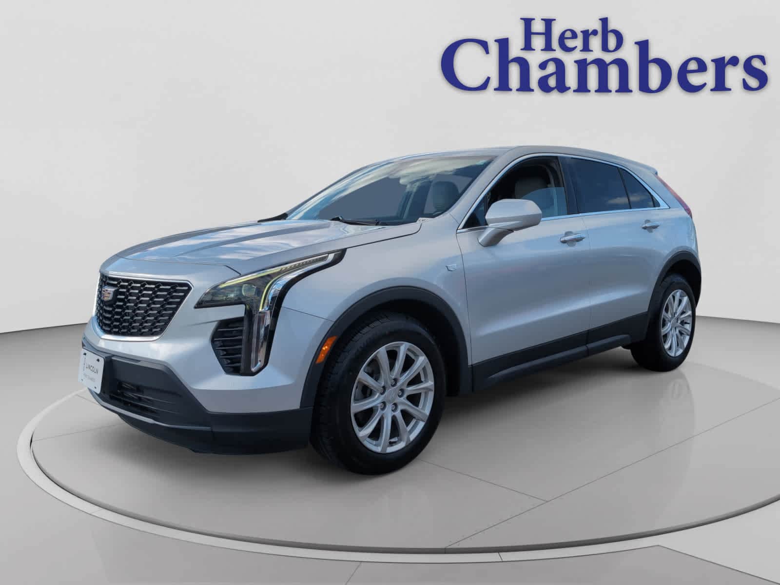 used 2019 Cadillac XT4 car, priced at $18,298