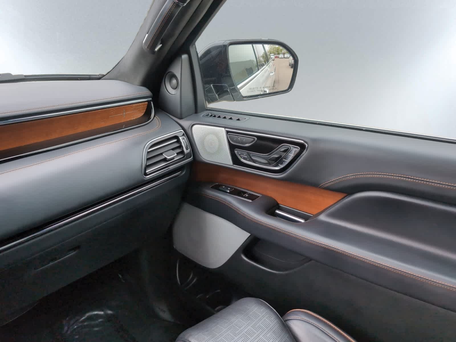 used 2024 Lincoln Navigator L car, priced at $77,698