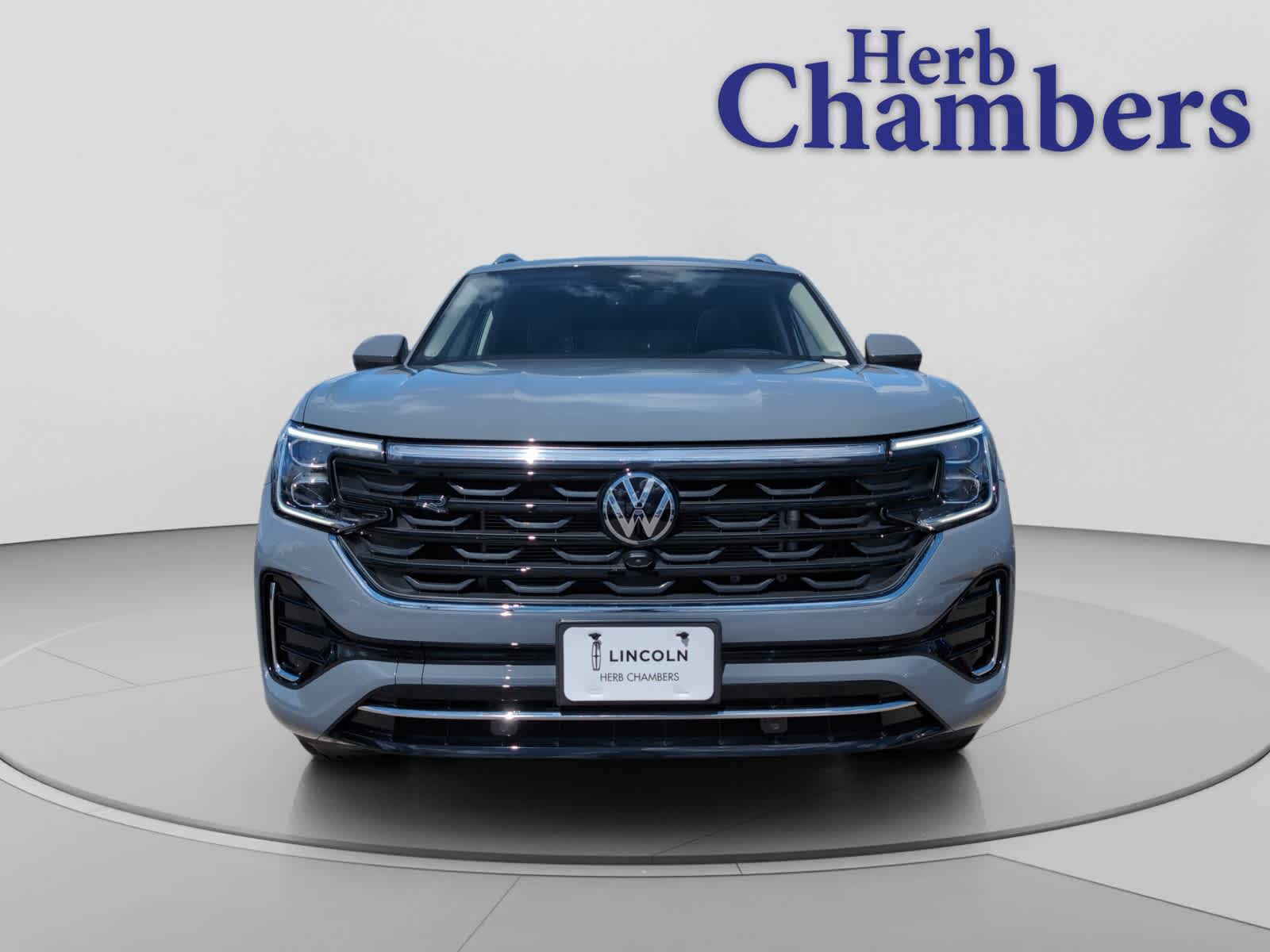 used 2025 Volkswagen Atlas car, priced at $44,398