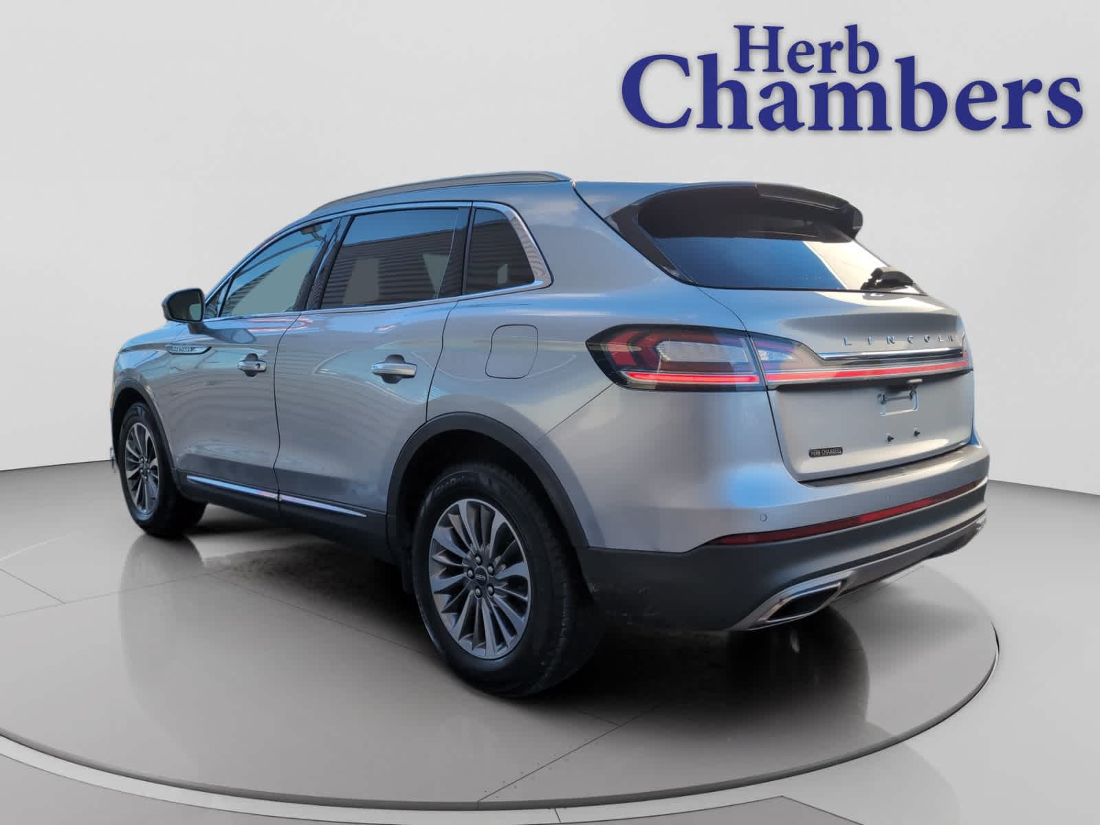 used 2021 Lincoln Nautilus car, priced at $21,998