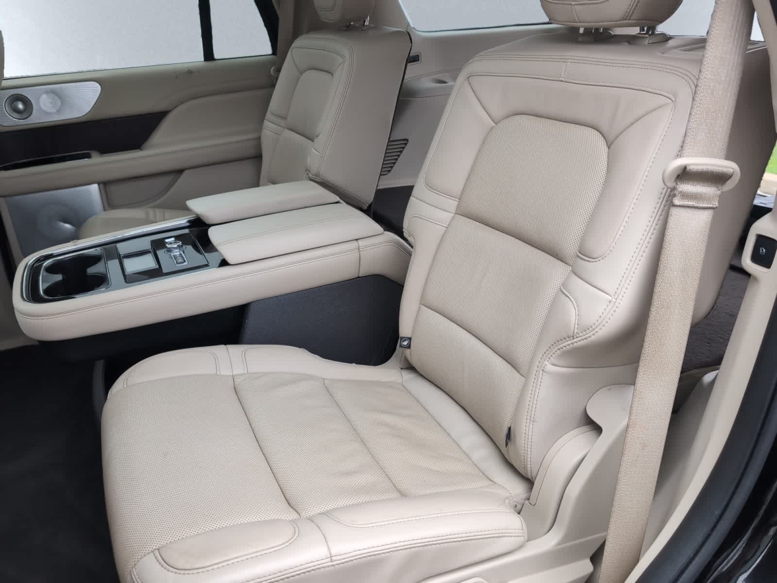 used 2020 Lincoln Navigator car, priced at $35,198