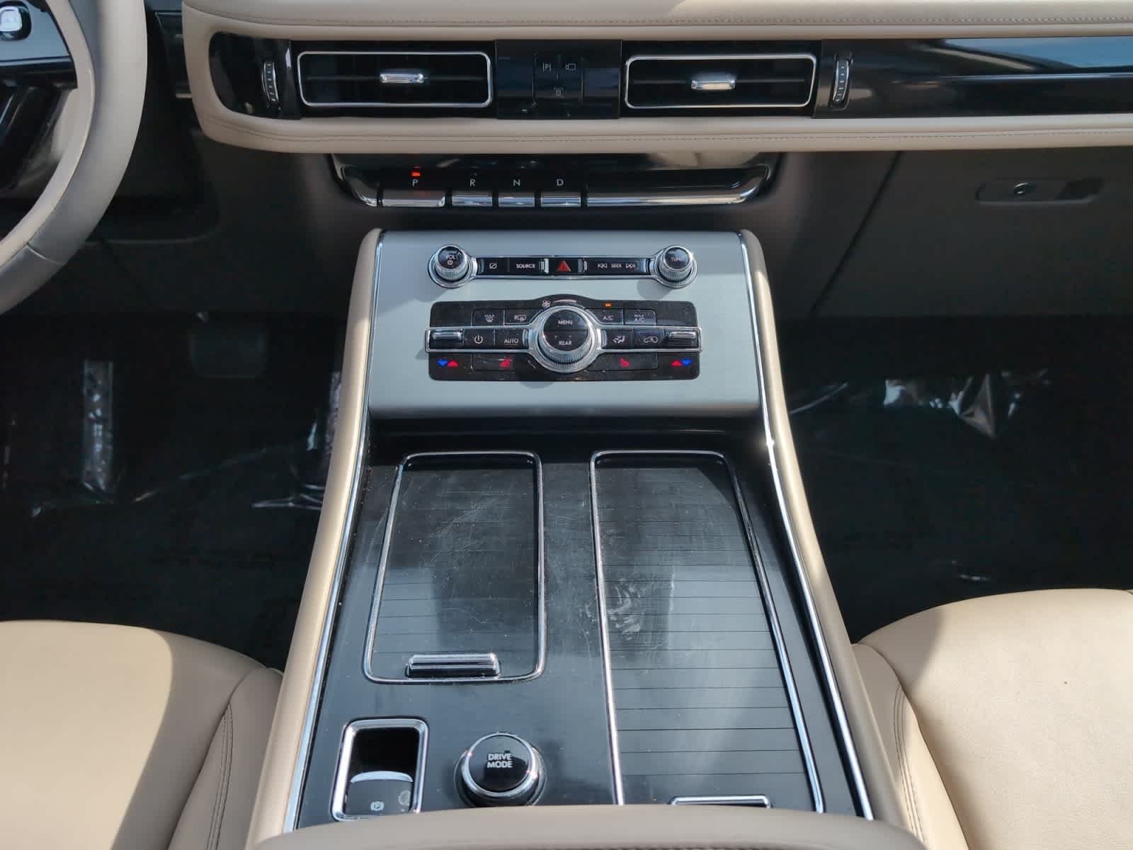 used 2023 Lincoln Aviator car, priced at $33,998