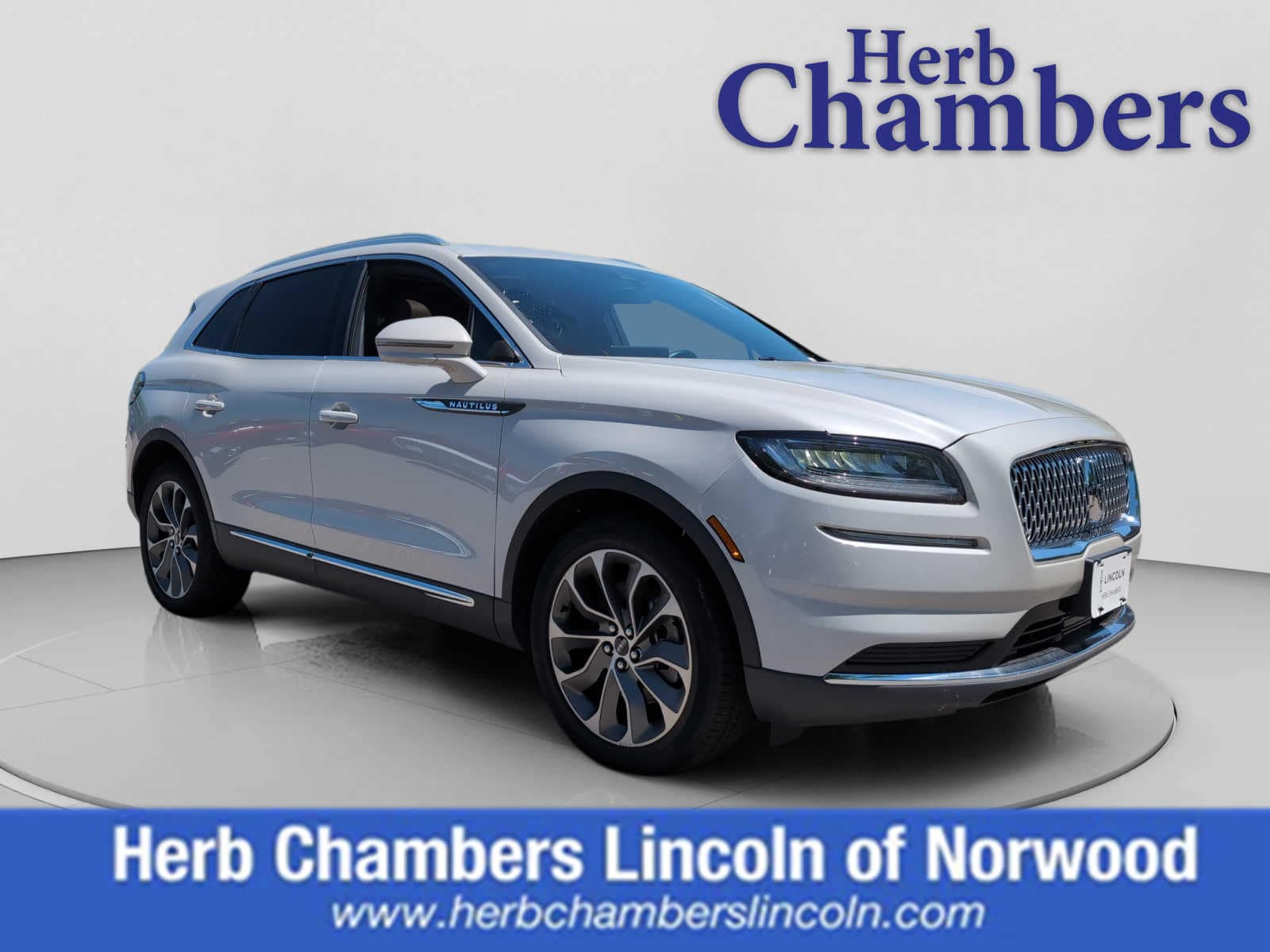 2023 Lincoln Nautilus Reserve AWD's photo