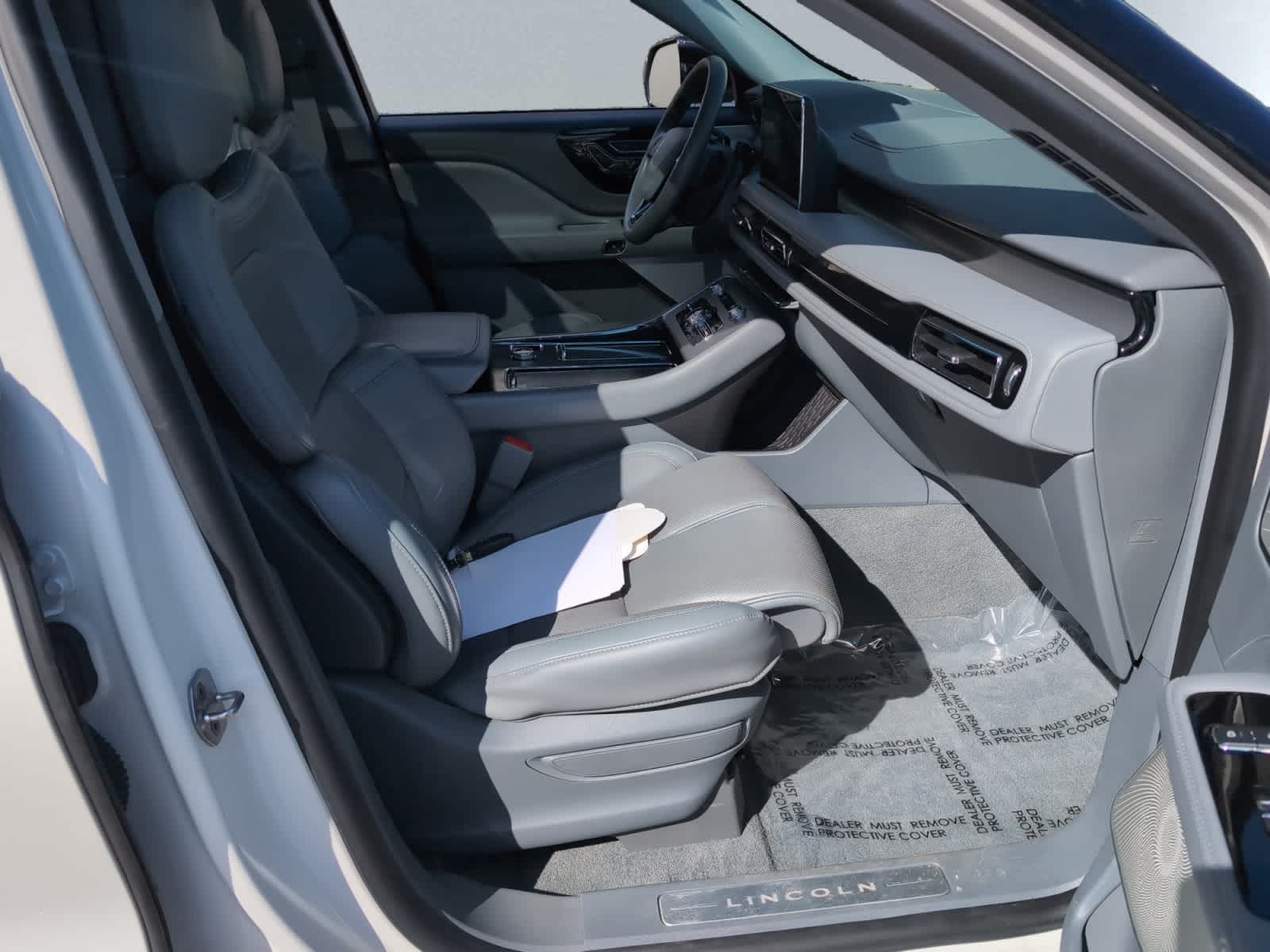 used 2020 Lincoln Aviator car, priced at $31,998