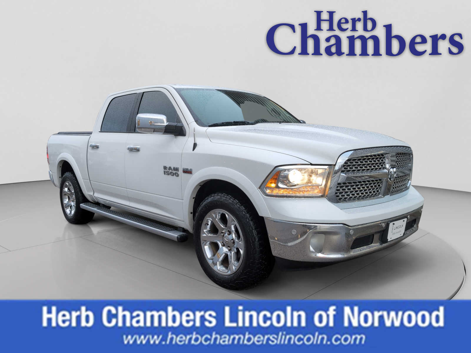 2017 RAM Ram 1500 Pickup Laramie