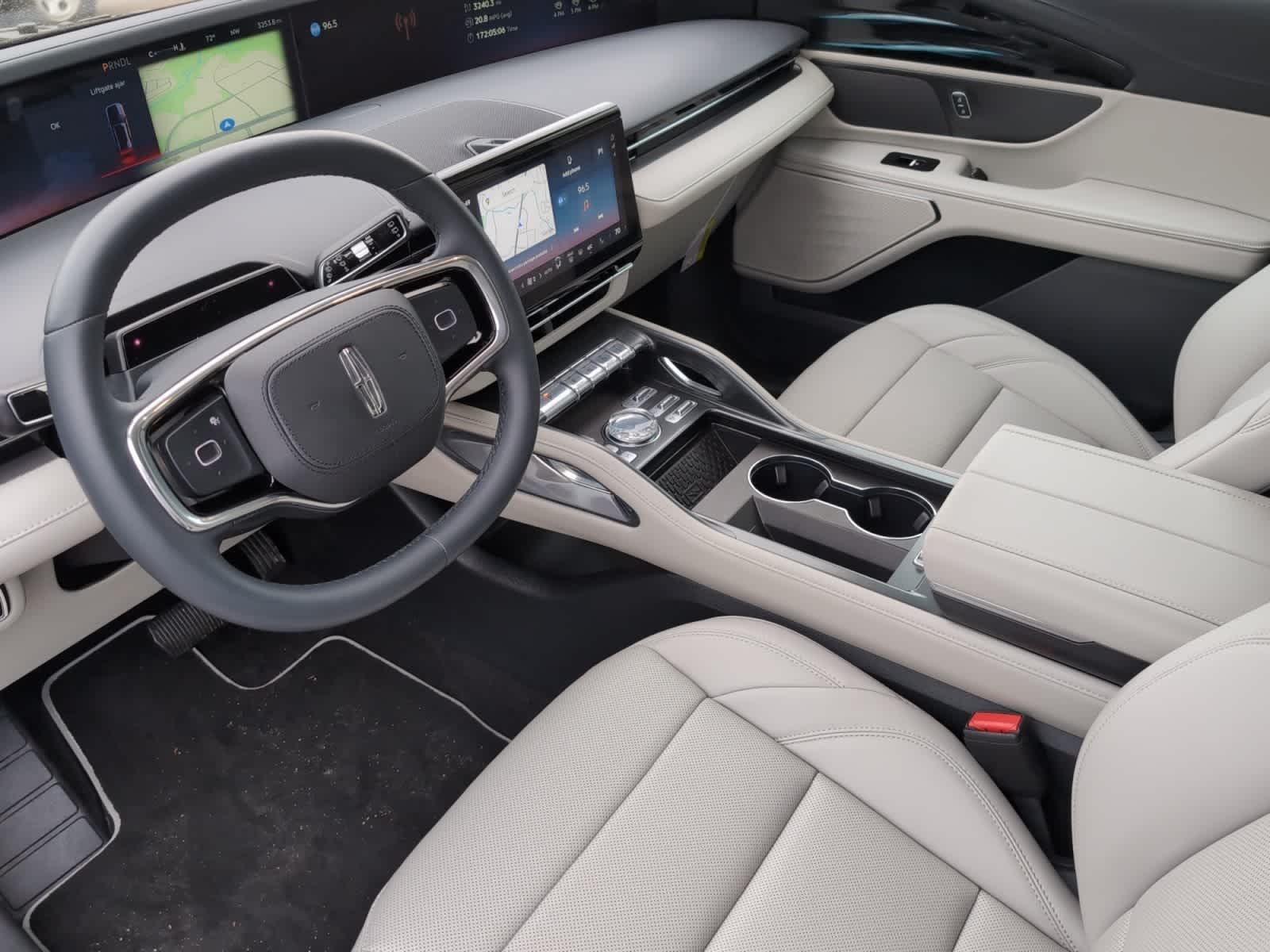 used 2026 Lincoln Nautilus car, priced at $52,848