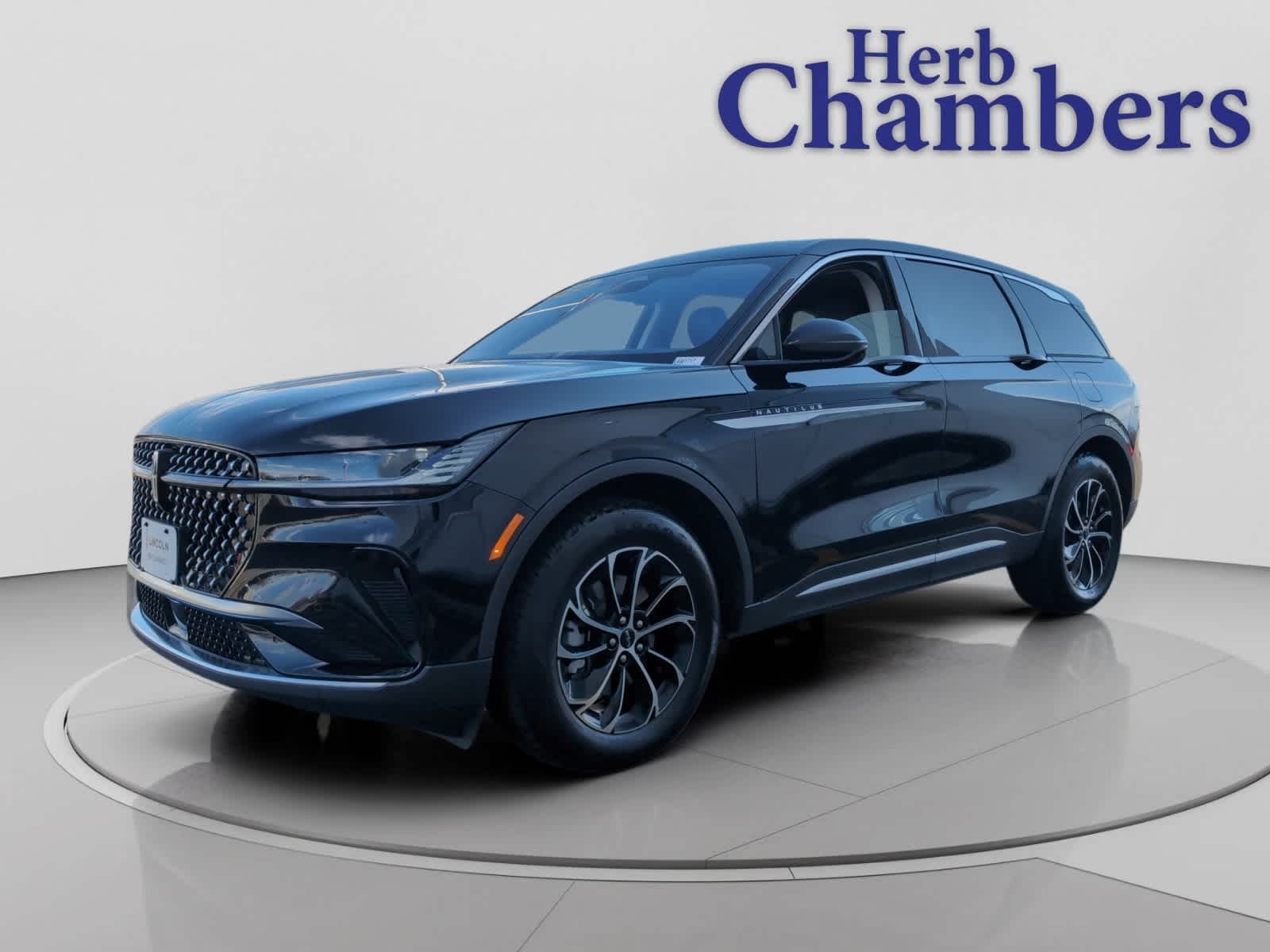 used 2026 Lincoln Nautilus car, priced at $52,224