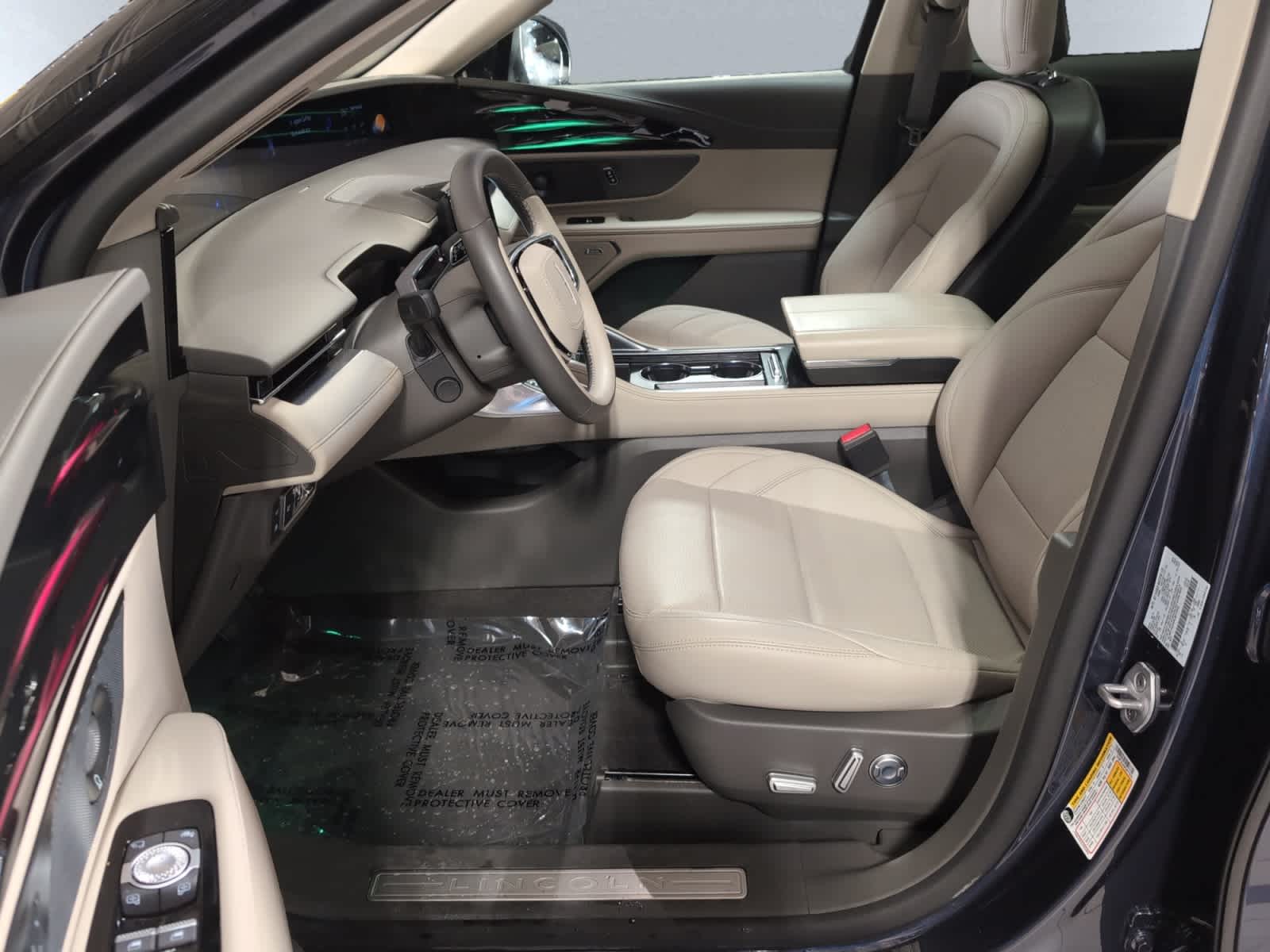 used 2024 Lincoln Nautilus car, priced at $50,998