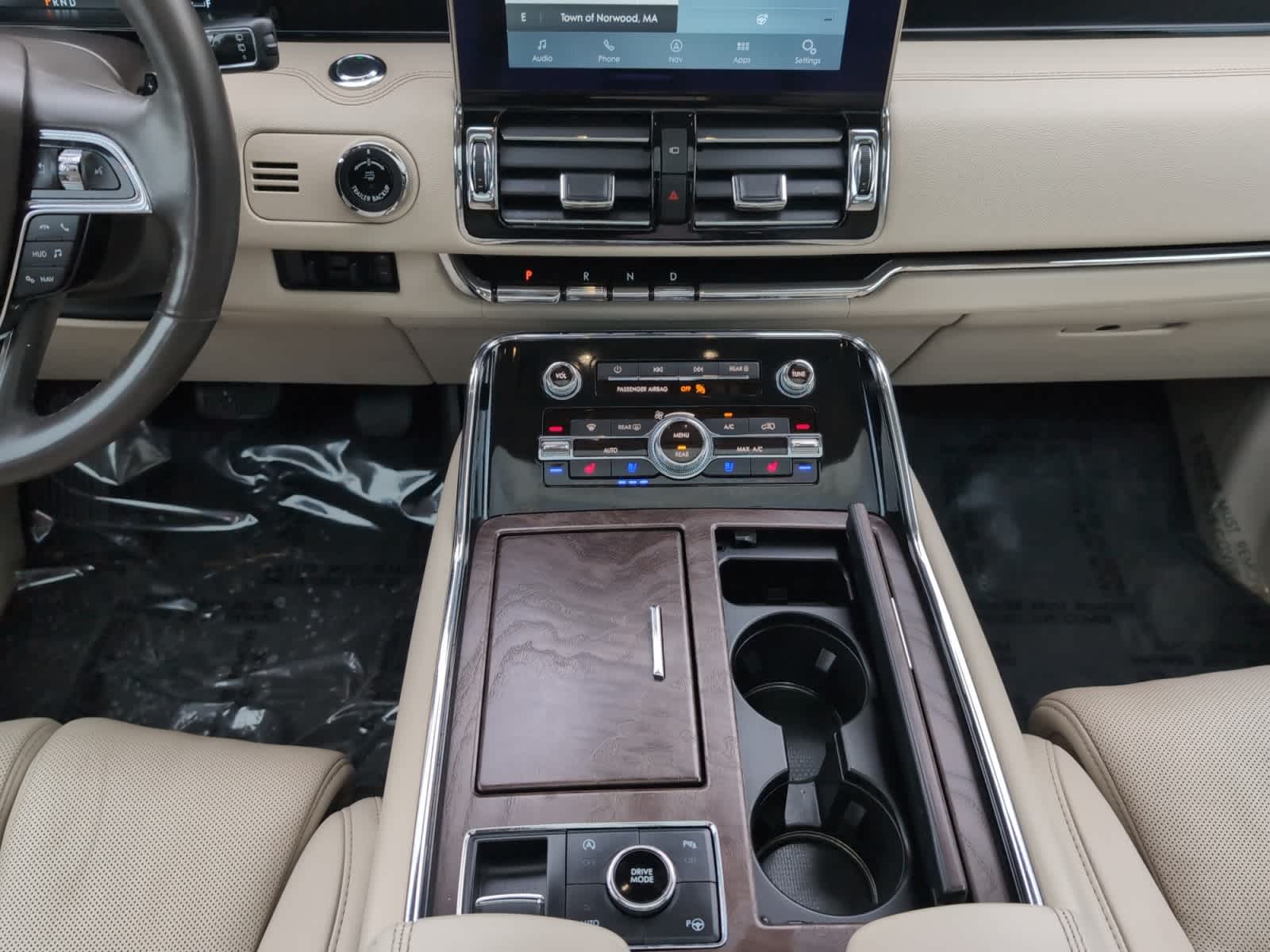 used 2020 Lincoln Navigator car, priced at $35,198