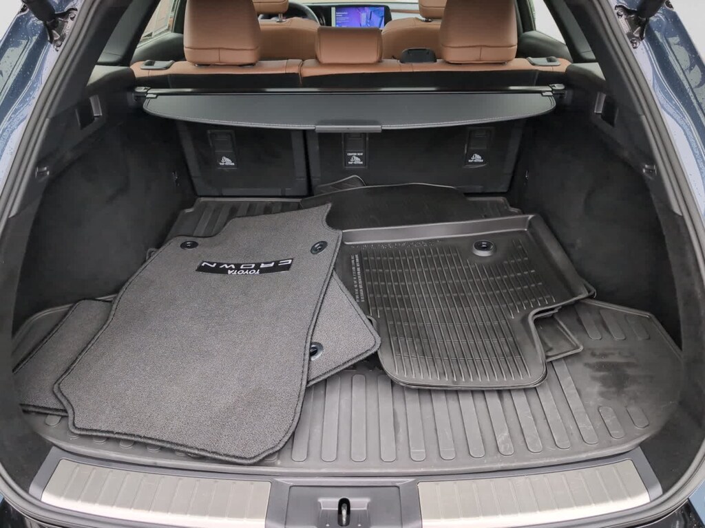 Used 2025 Toyota Crown Signia Limited SUV