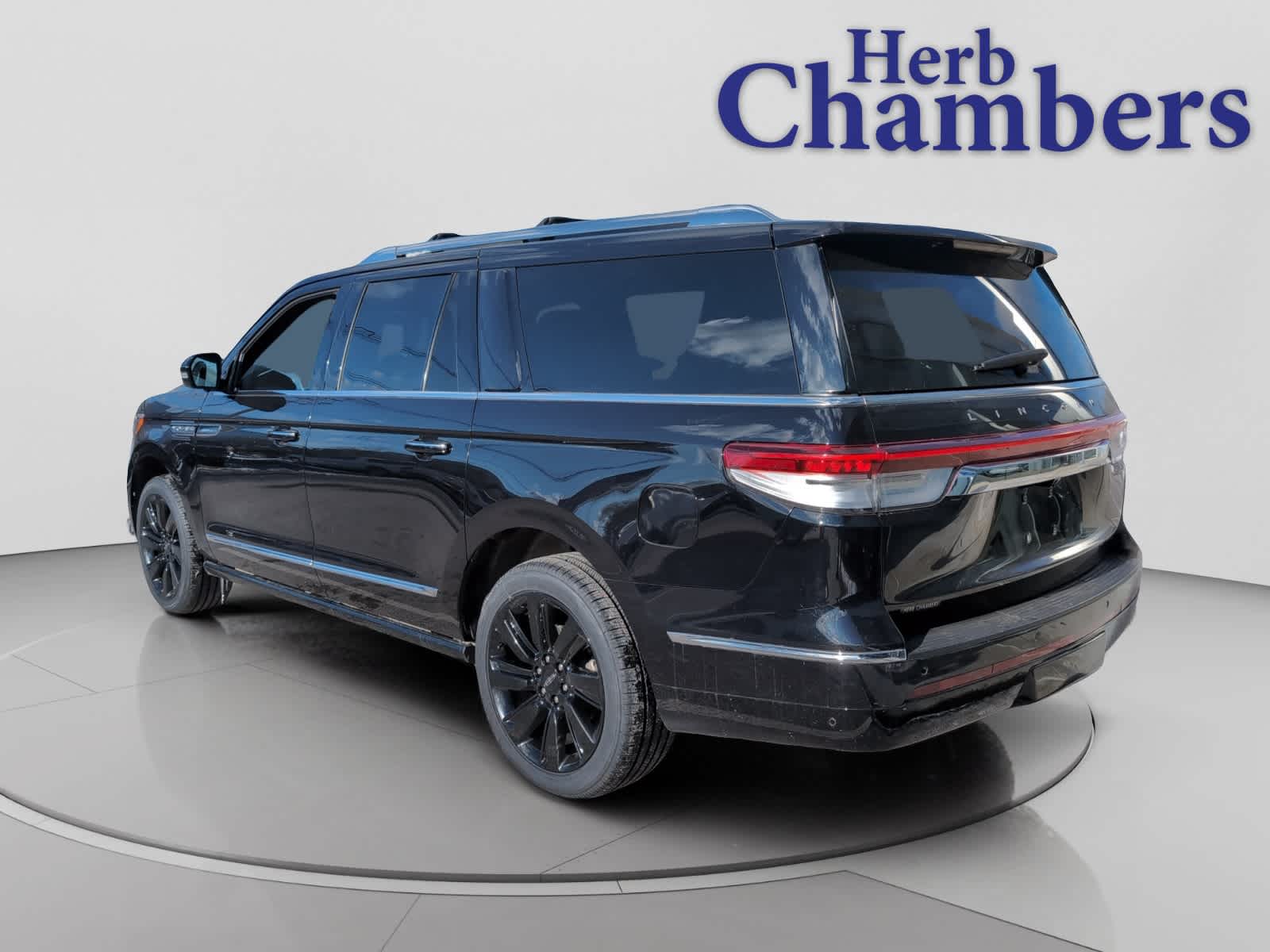 used 2023 Lincoln Navigator L car, priced at $59,998