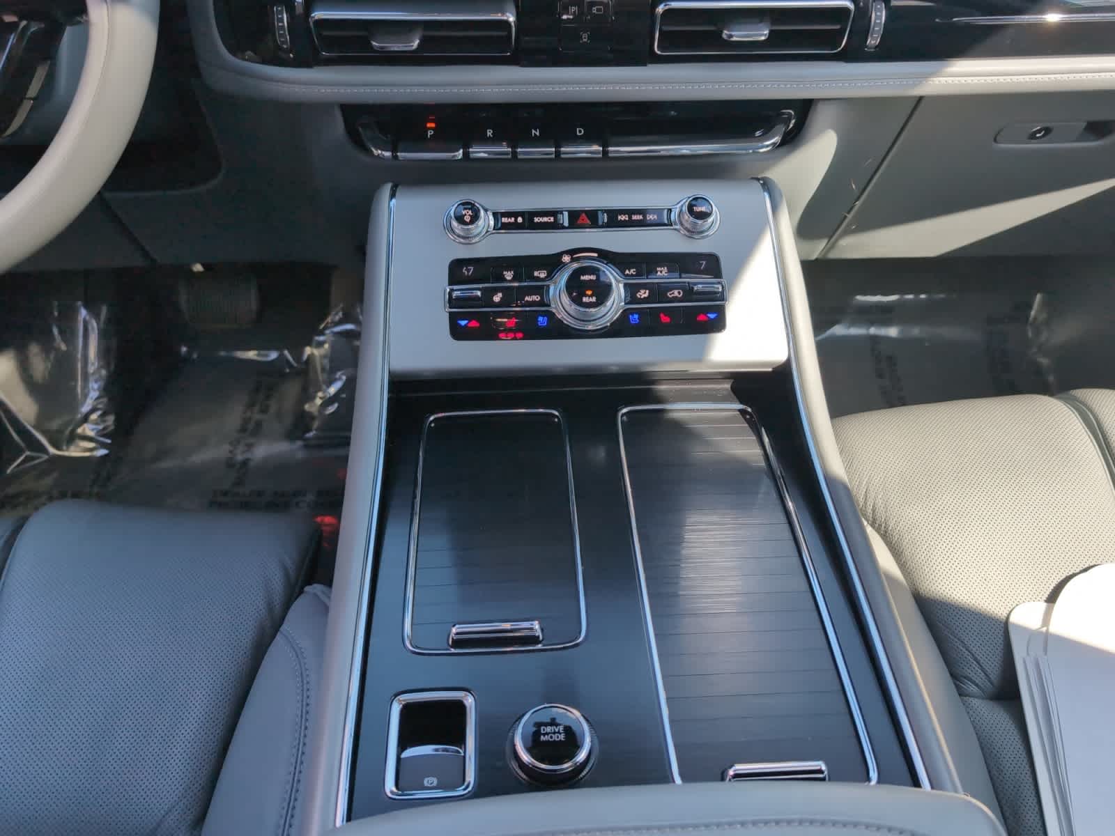 used 2020 Lincoln Aviator car, priced at $31,998