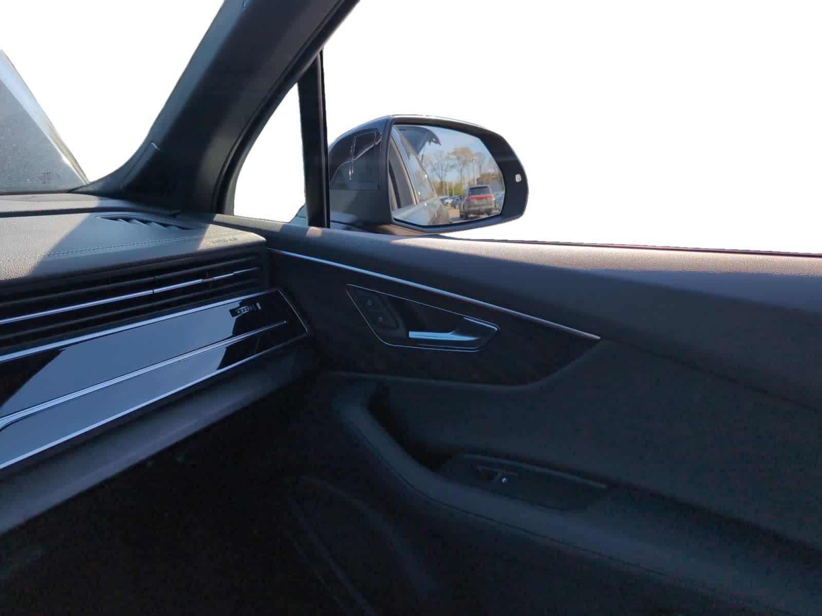 used 2023 Audi Q7 car, priced at $41,498