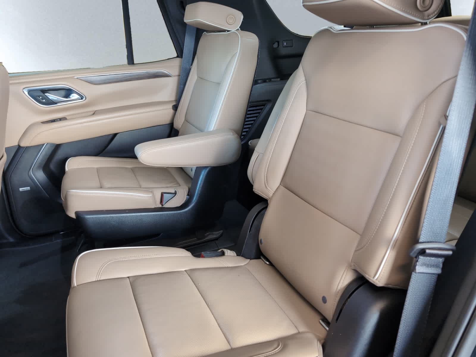 used 2021 Chevrolet Tahoe car, priced at $40,998