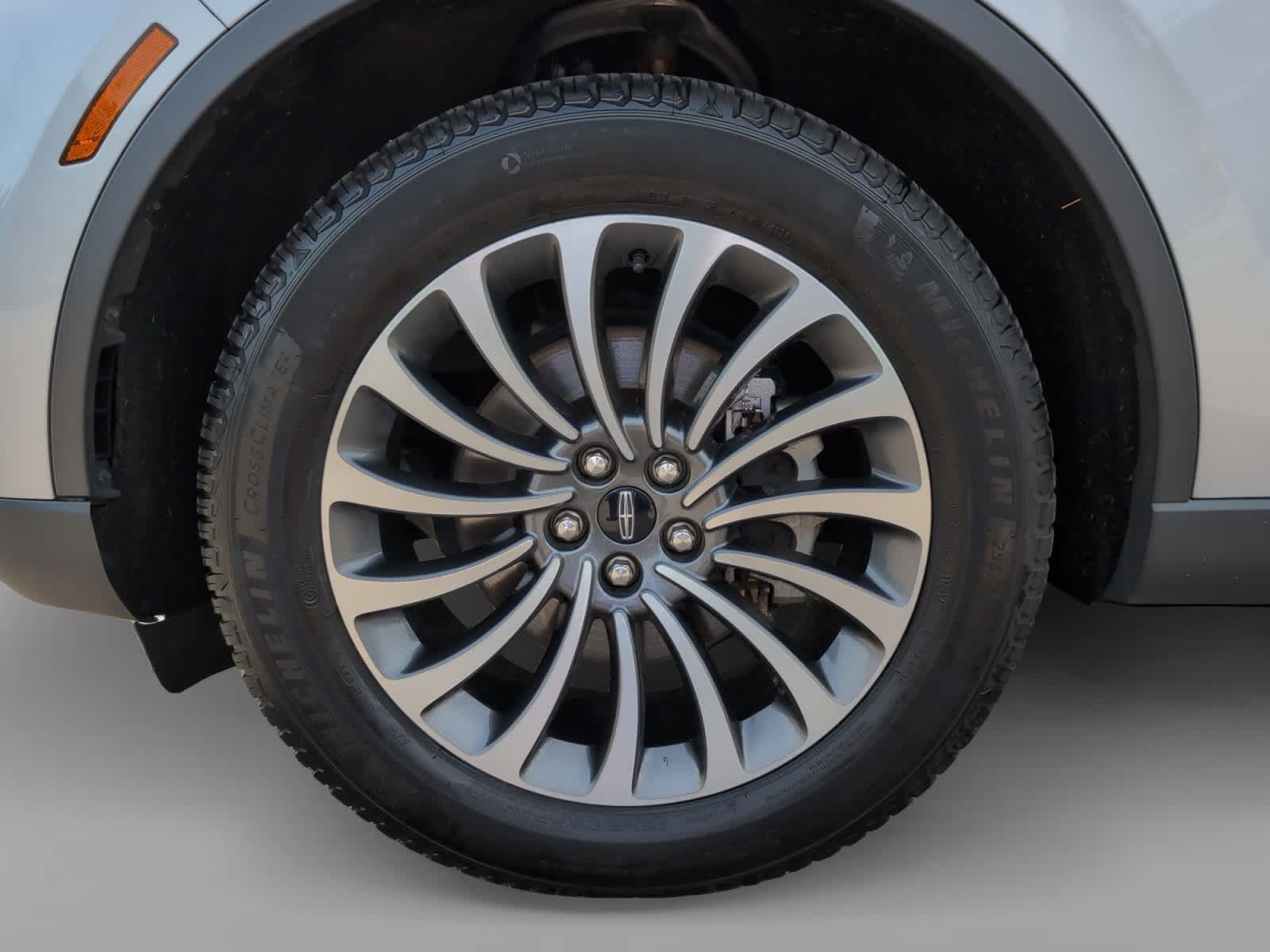 used 2023 Lincoln Aviator car, priced at $33,998