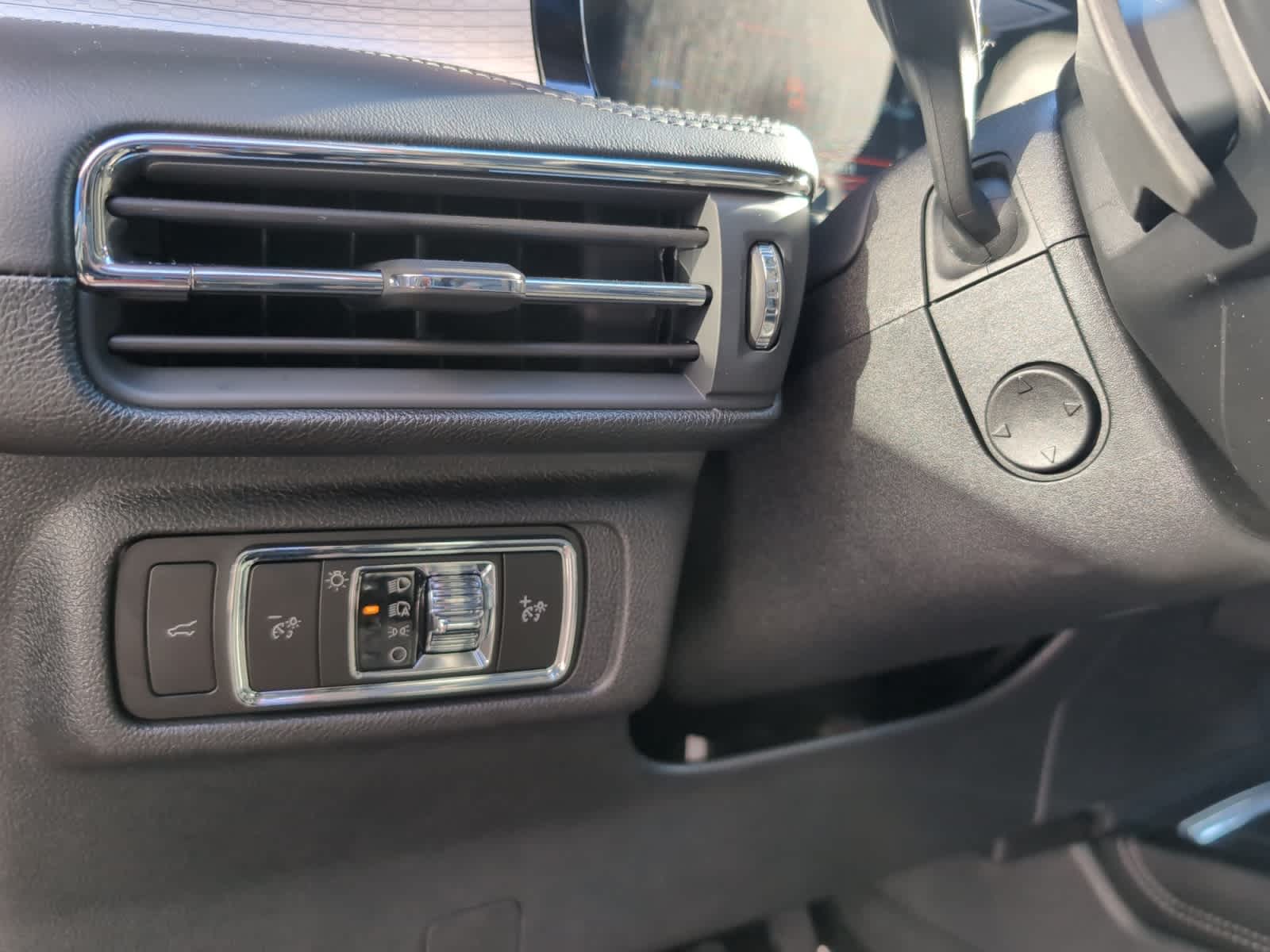 used 2025 Lincoln Corsair car, priced at $45,998