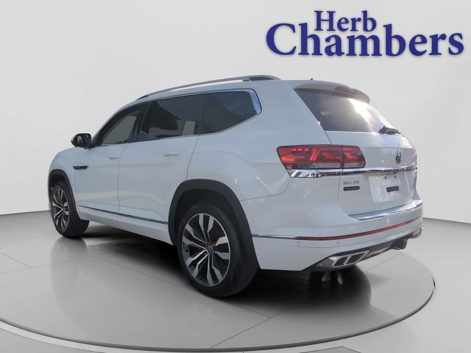 2022 Volkswagen Atlas V6 SEL Premium R-Line photo 3