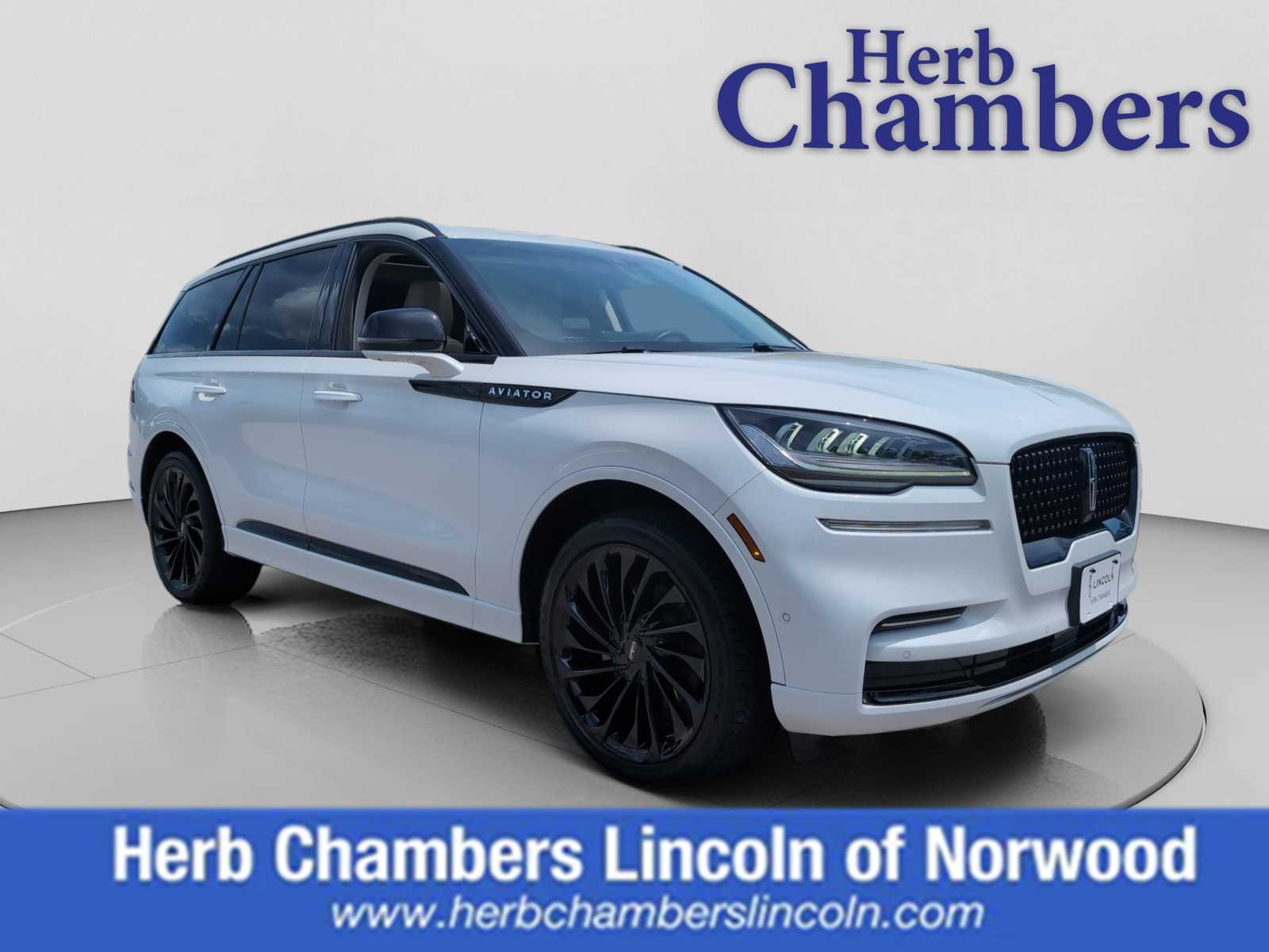 2023 Lincoln Aviator Reserve AWD's photo
