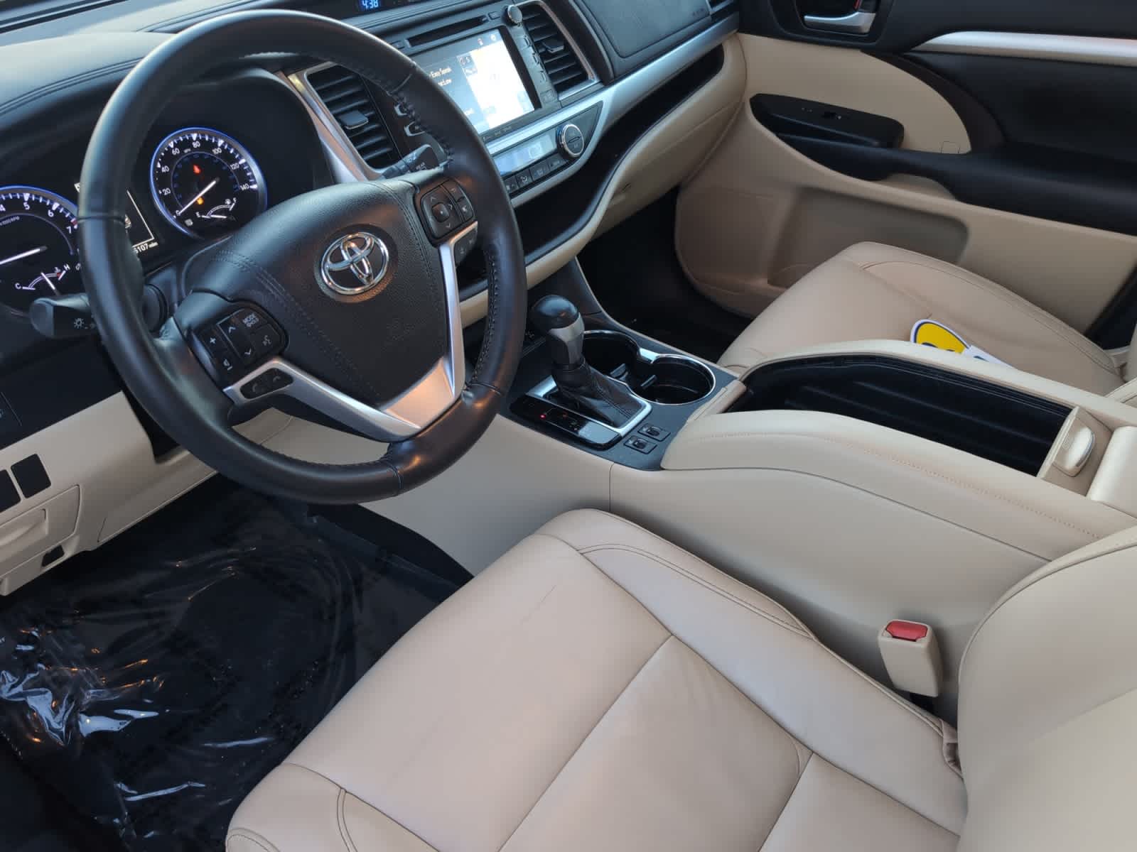 used 2018 Toyota Highlander car, priced at $23,998