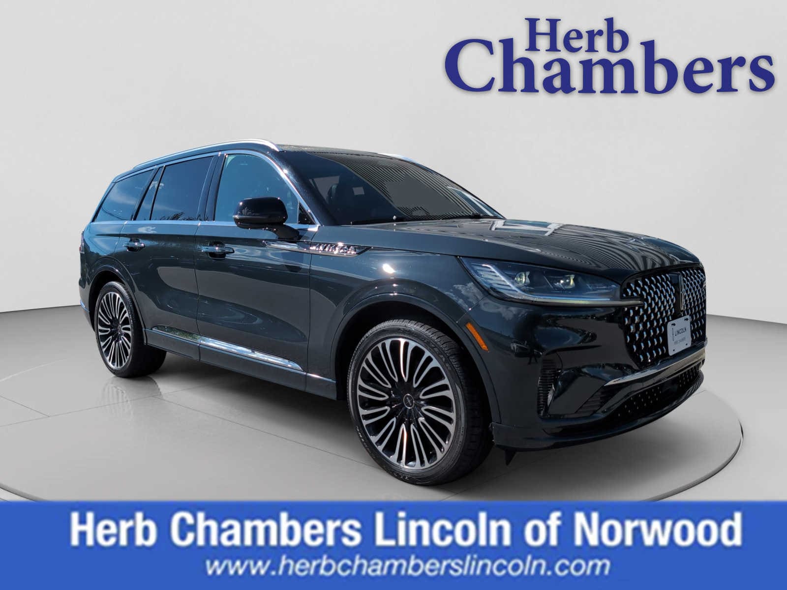 2025 Lincoln Aviator Black Label AWD's photo