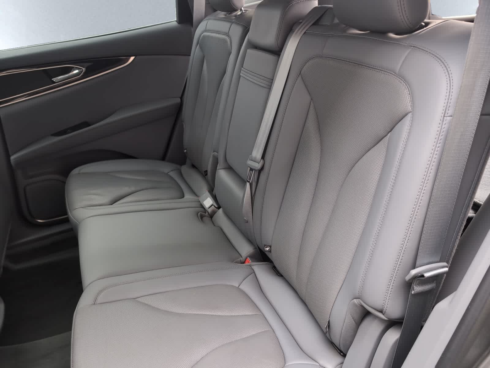 used 2022 Lincoln Nautilus car, priced at $29,498