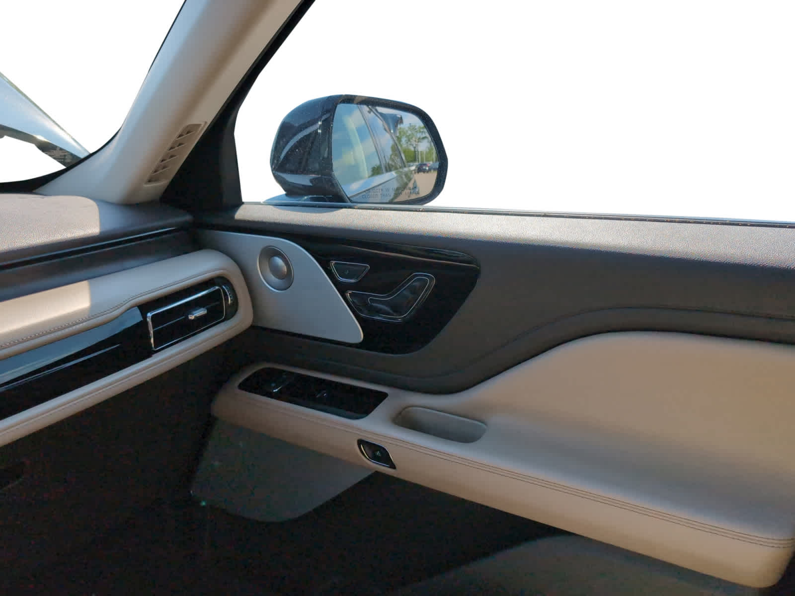 used 2023 Lincoln Aviator car, priced at $41,798