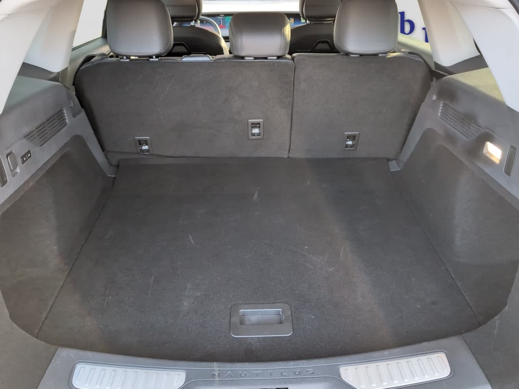 Used 2025 Lincoln Nautilus Premiere SUV