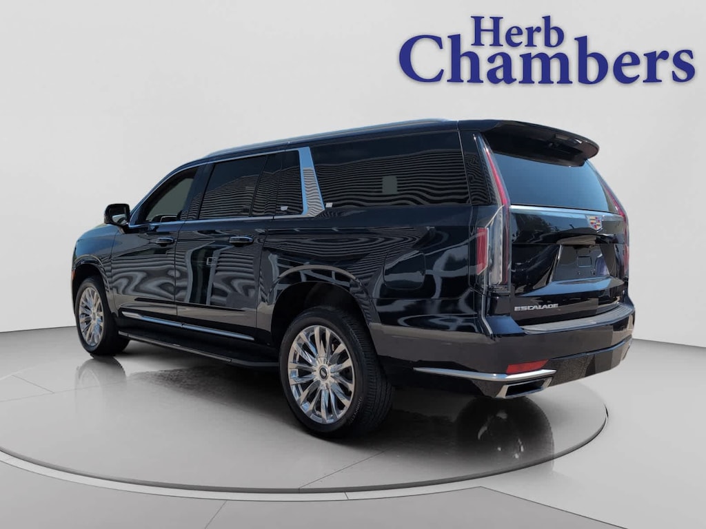 Used 2022 Cadillac Escalade ESV Premium Luxury SUV
