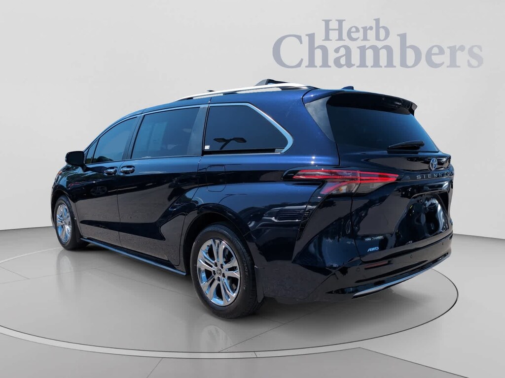 Used 2024 Toyota Sienna Platinum Van