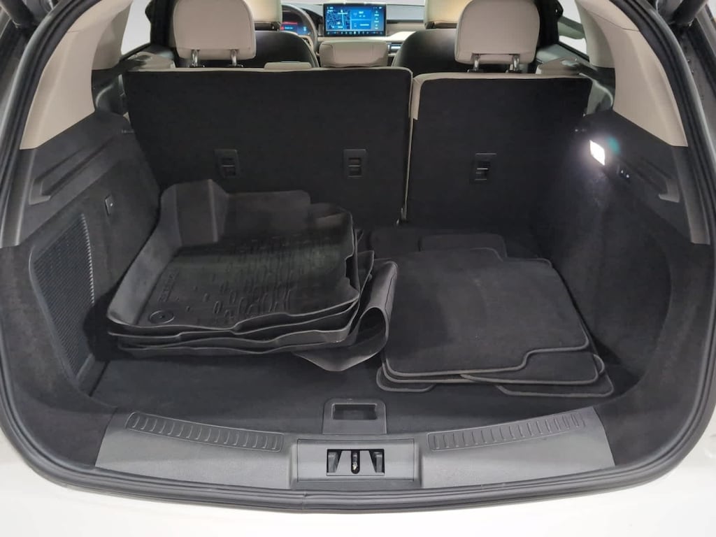 Used 2025 Lincoln Corsair Premiere SUV