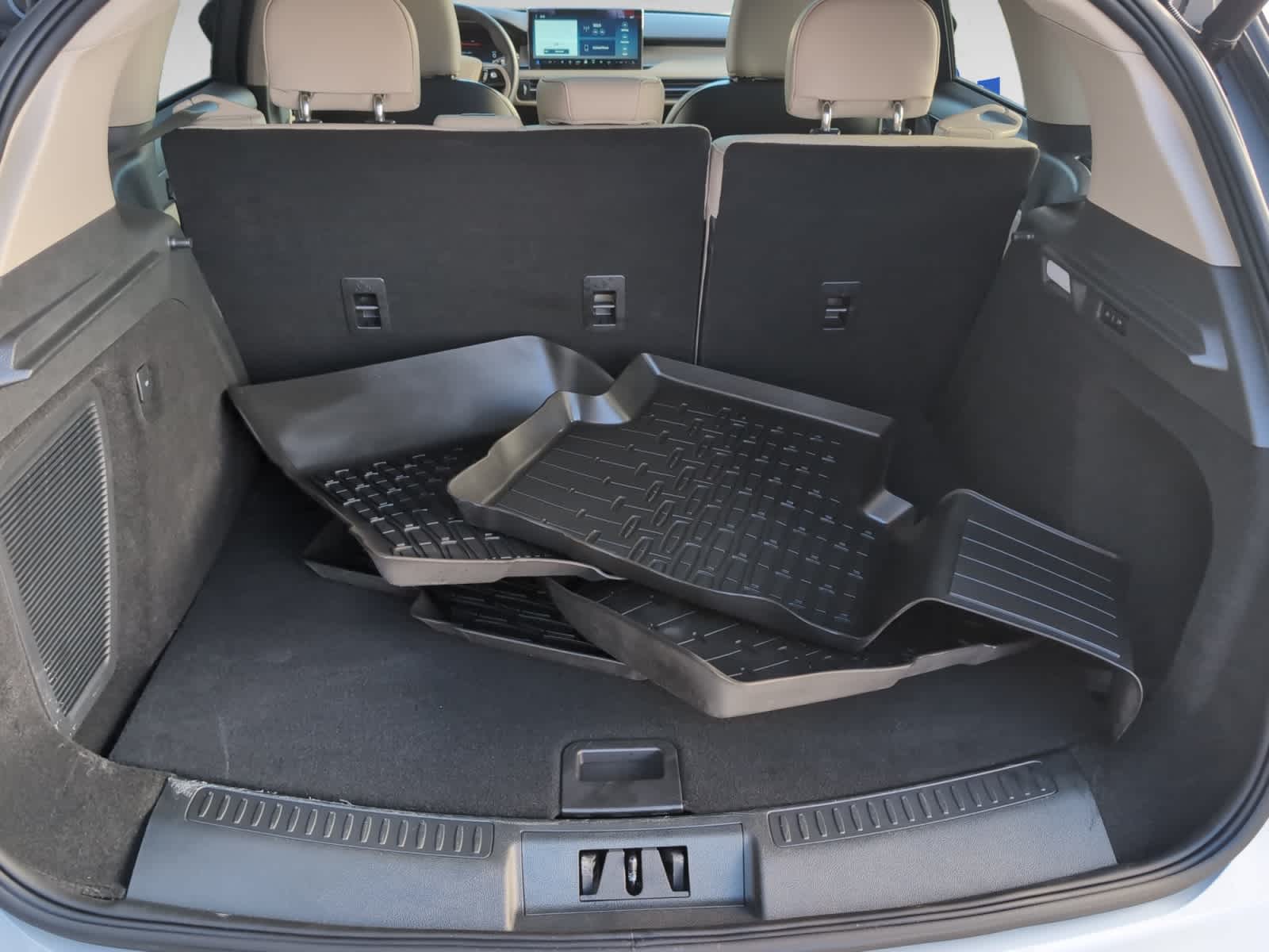 2025 Lincoln Corsair Premiere photo 4