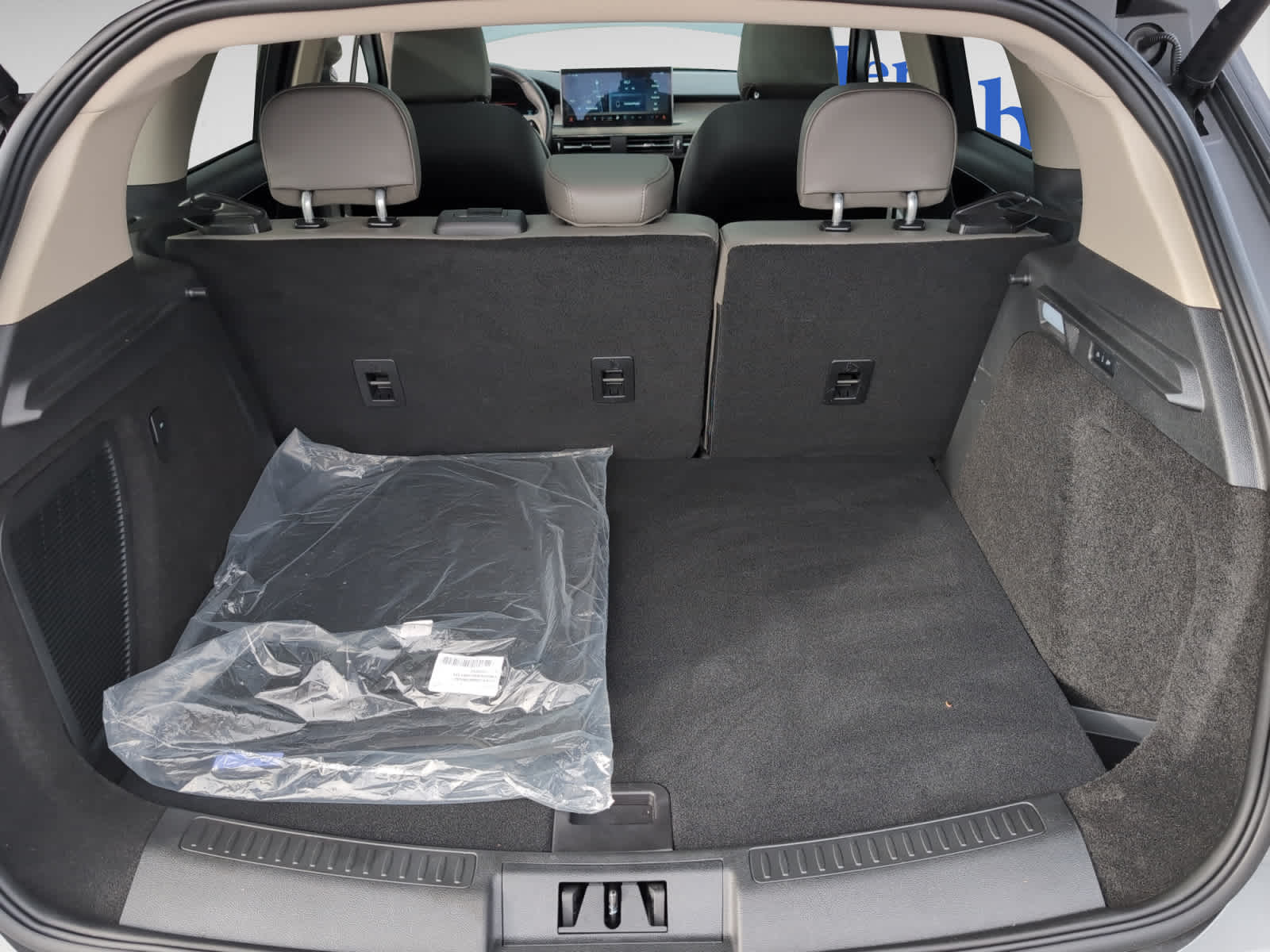 2025 Lincoln Corsair Premiere photo 4