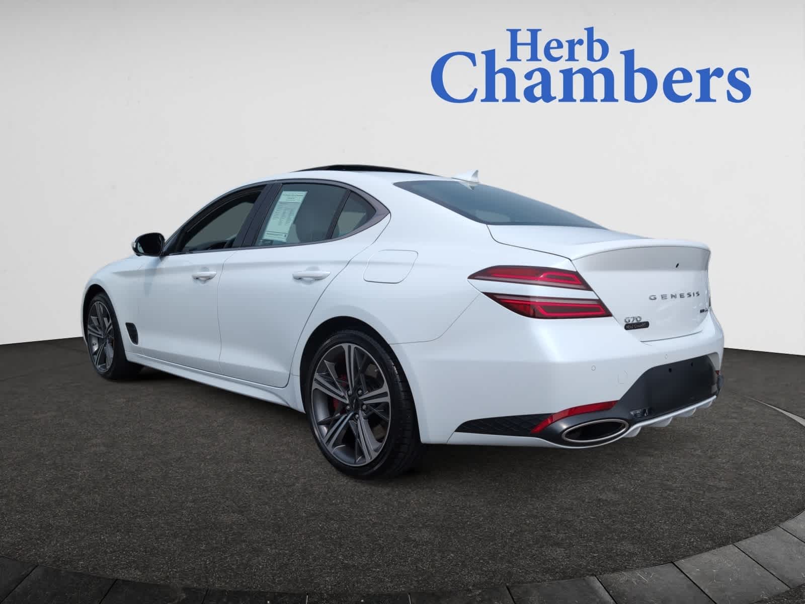 2024 Genesis G70 3.3T Sport Advanced photo 3