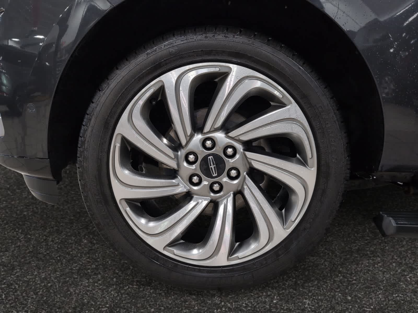 2023 Lincoln Navigator L Reserve photo 4