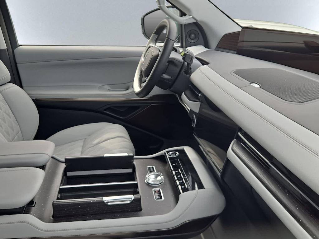 New 2027 Lincoln Navigator L Black Label SUV