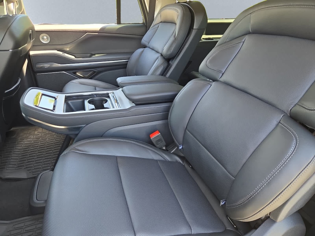 New 2026 Lincoln Navigator L Reserve SUV