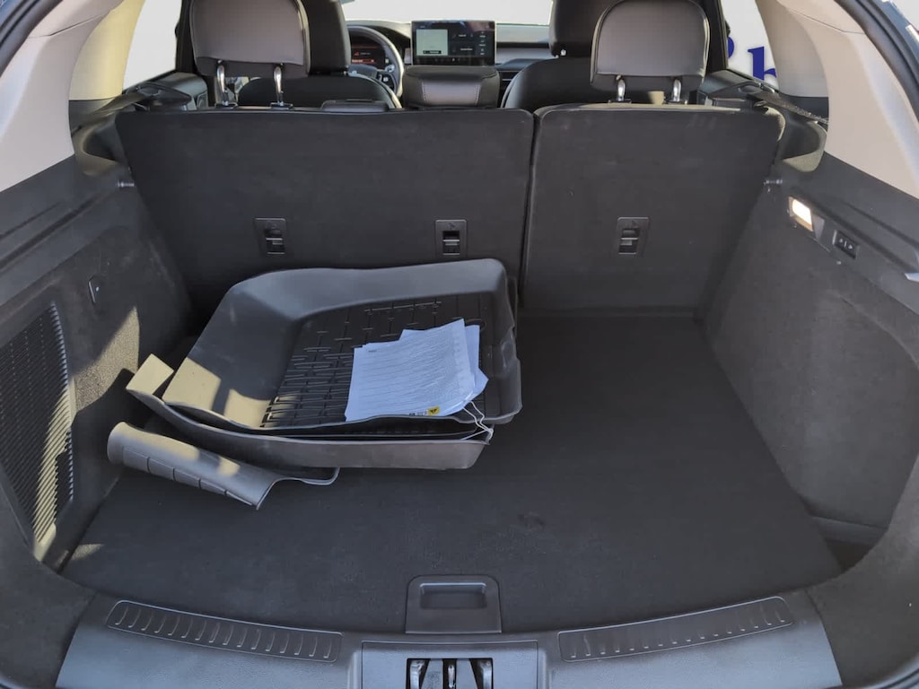 Used 2025 Lincoln Corsair Premiere SUV